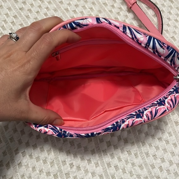 NWT Simply Southern Scallop Chaincross Pink and Blue Women's Crossbody Bag - Picture 9 of 15